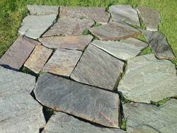 Polygonalplatten Pilio Grün mit Braunen Adern