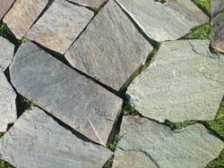 Polygonalplatten Pilio Grün mit Braunen Adern